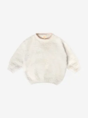 7AM Enfant Baby Fuzzy Boxy Pullover in Elfenbein