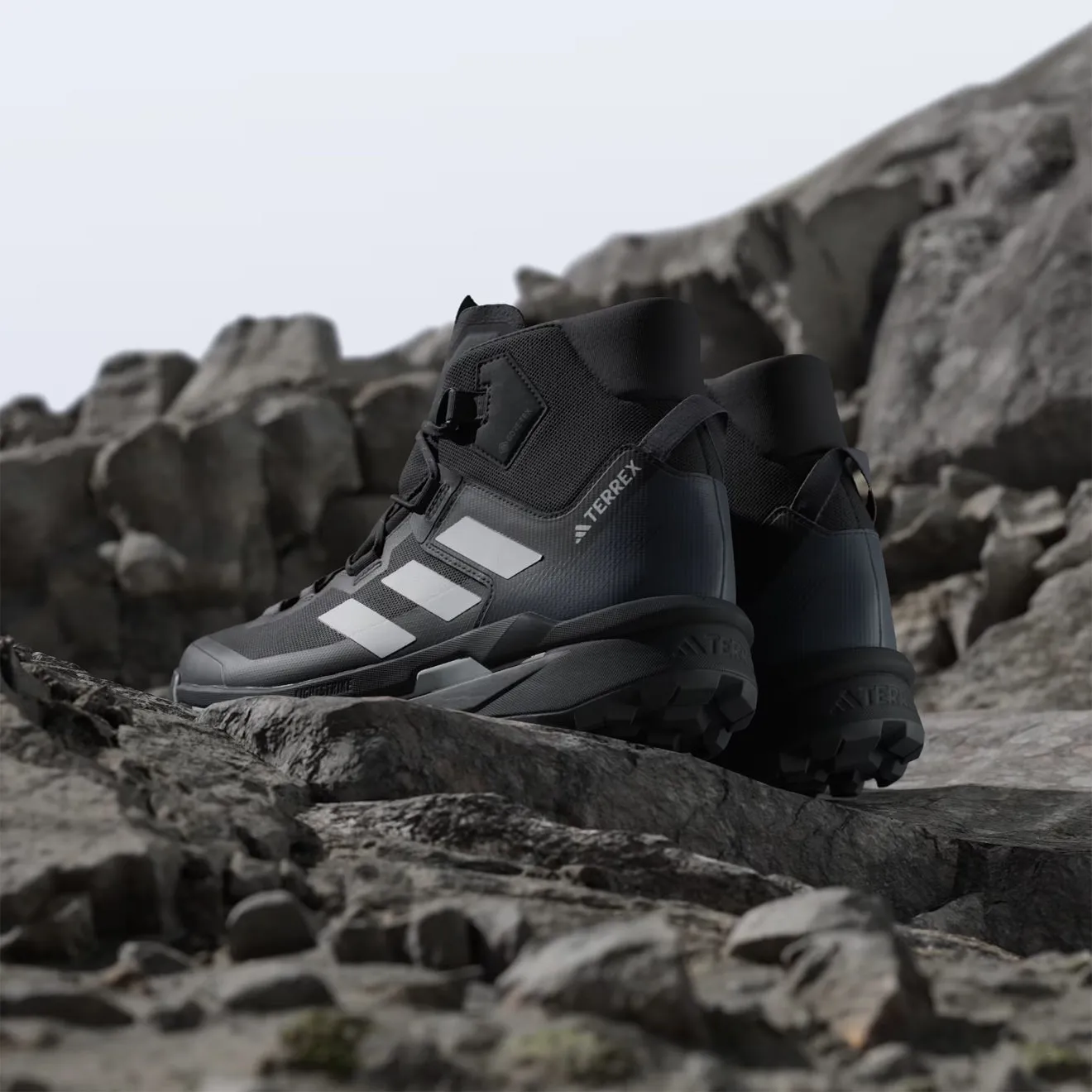 Adidas Terrex Skychaser Tech GORE-TEX Wanderstiefel Core Schwarz / Grau