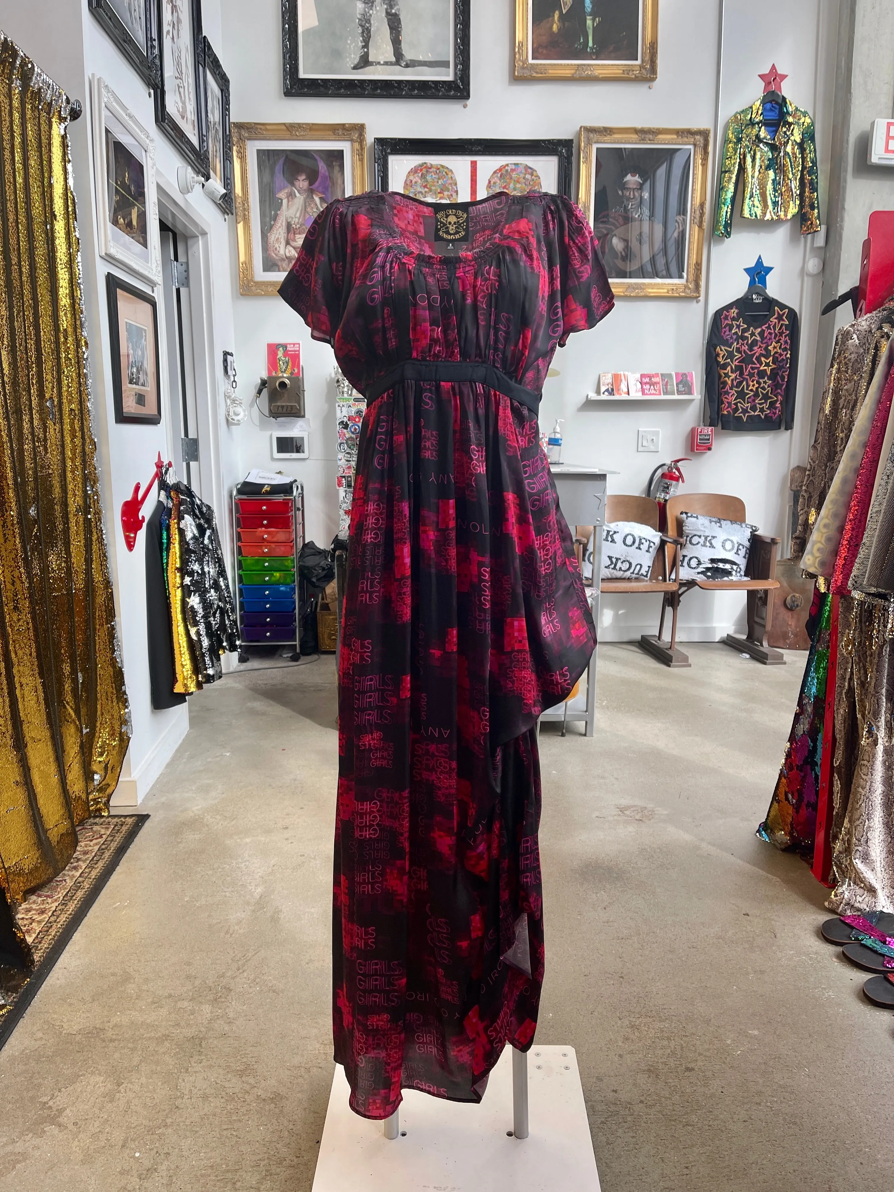 Any Old Iron Pink Goddess Kleid
