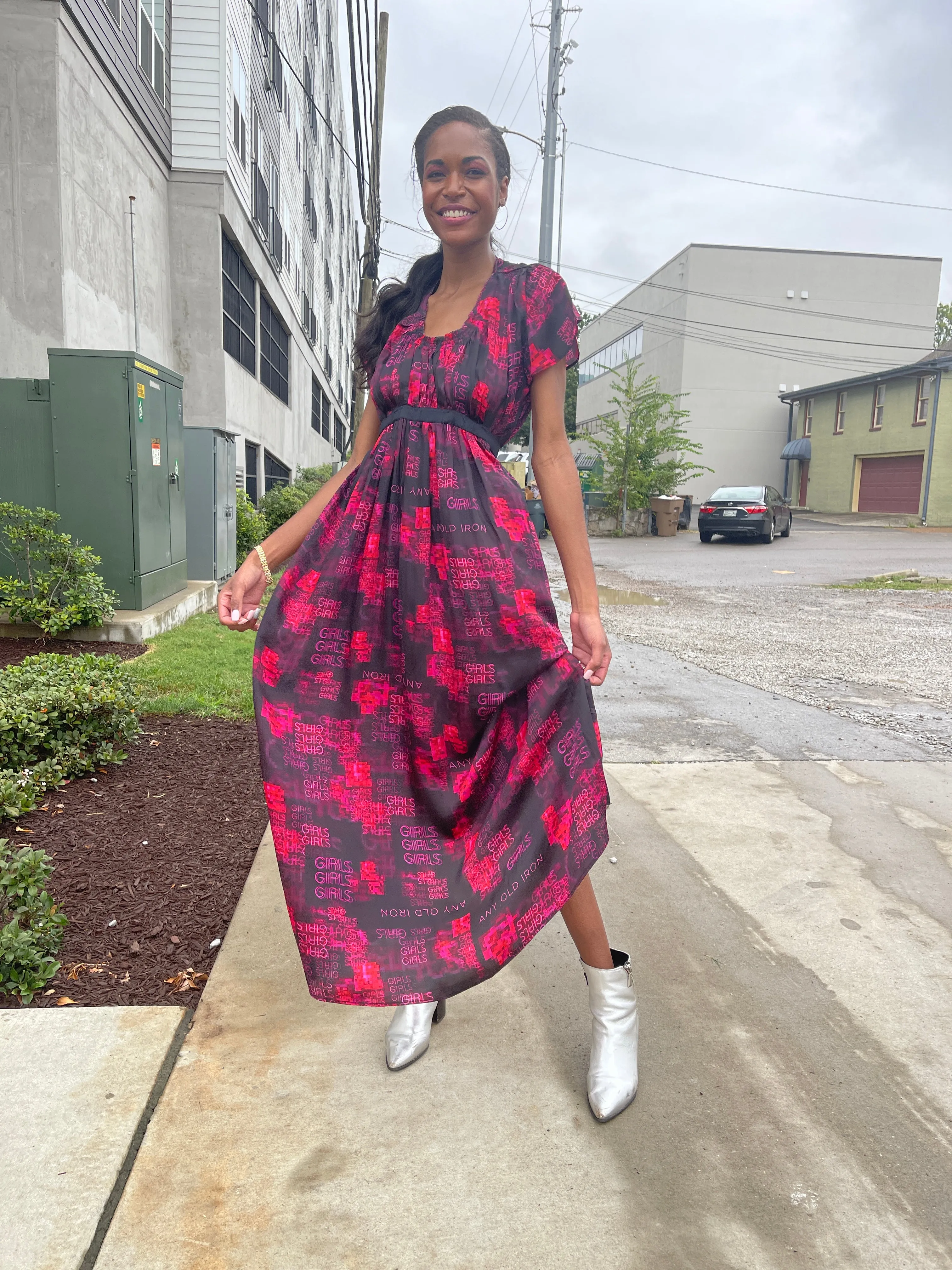 Any Old Iron Pink Goddess Kleid