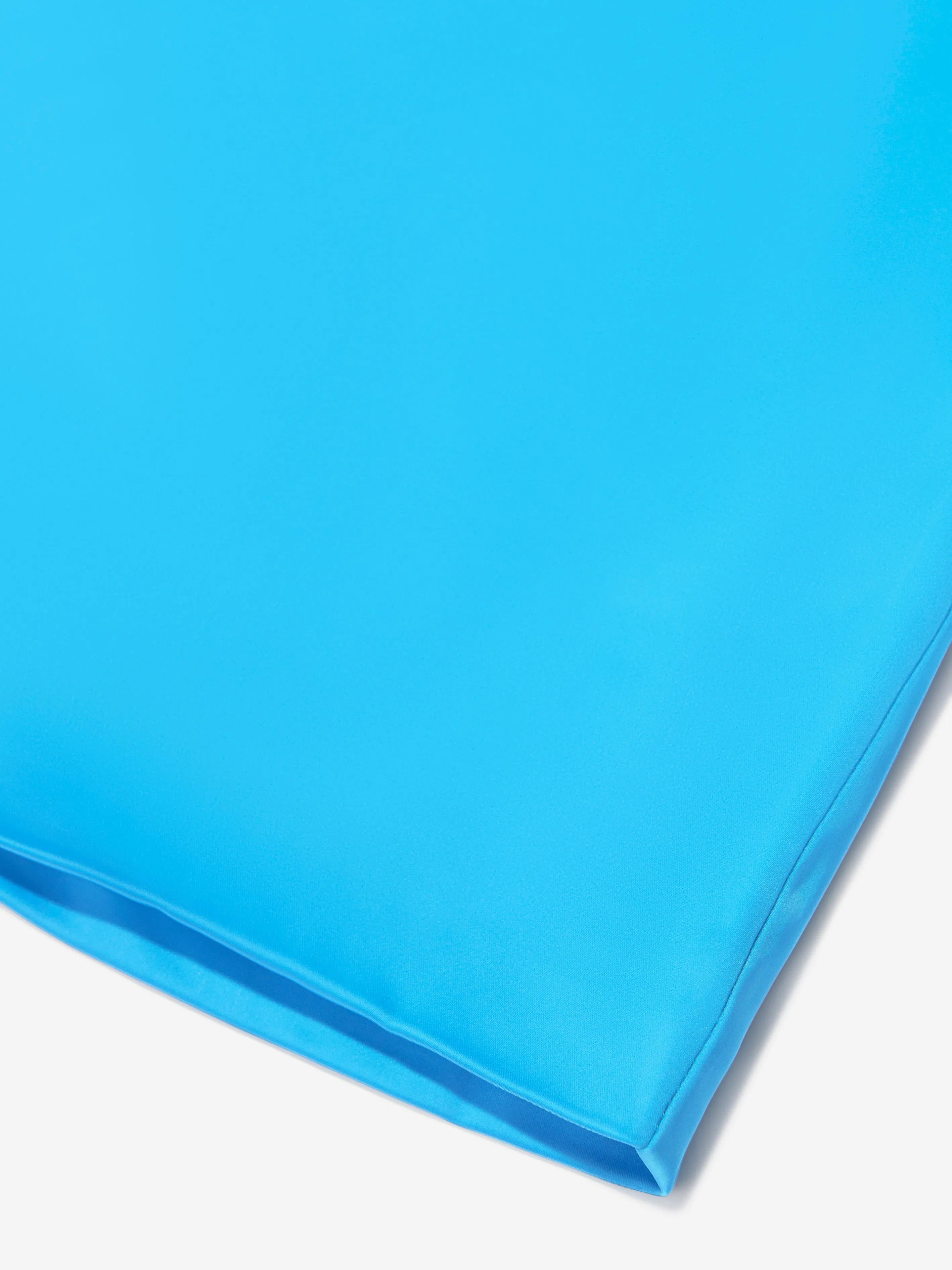 AY von AYLA Girls Satin-Midi-Kleid ohne Rücken in Blau