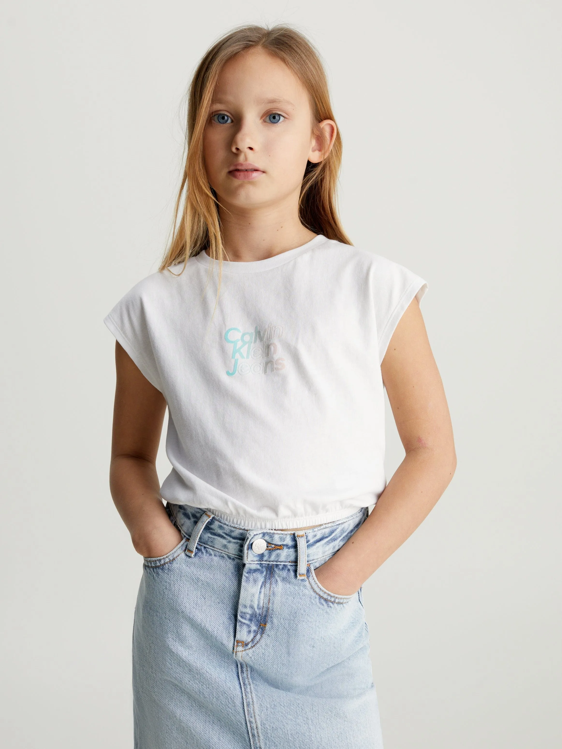 Calvin Klein Mädchen Gradient Flock Boxy T-Shirt in Weiß