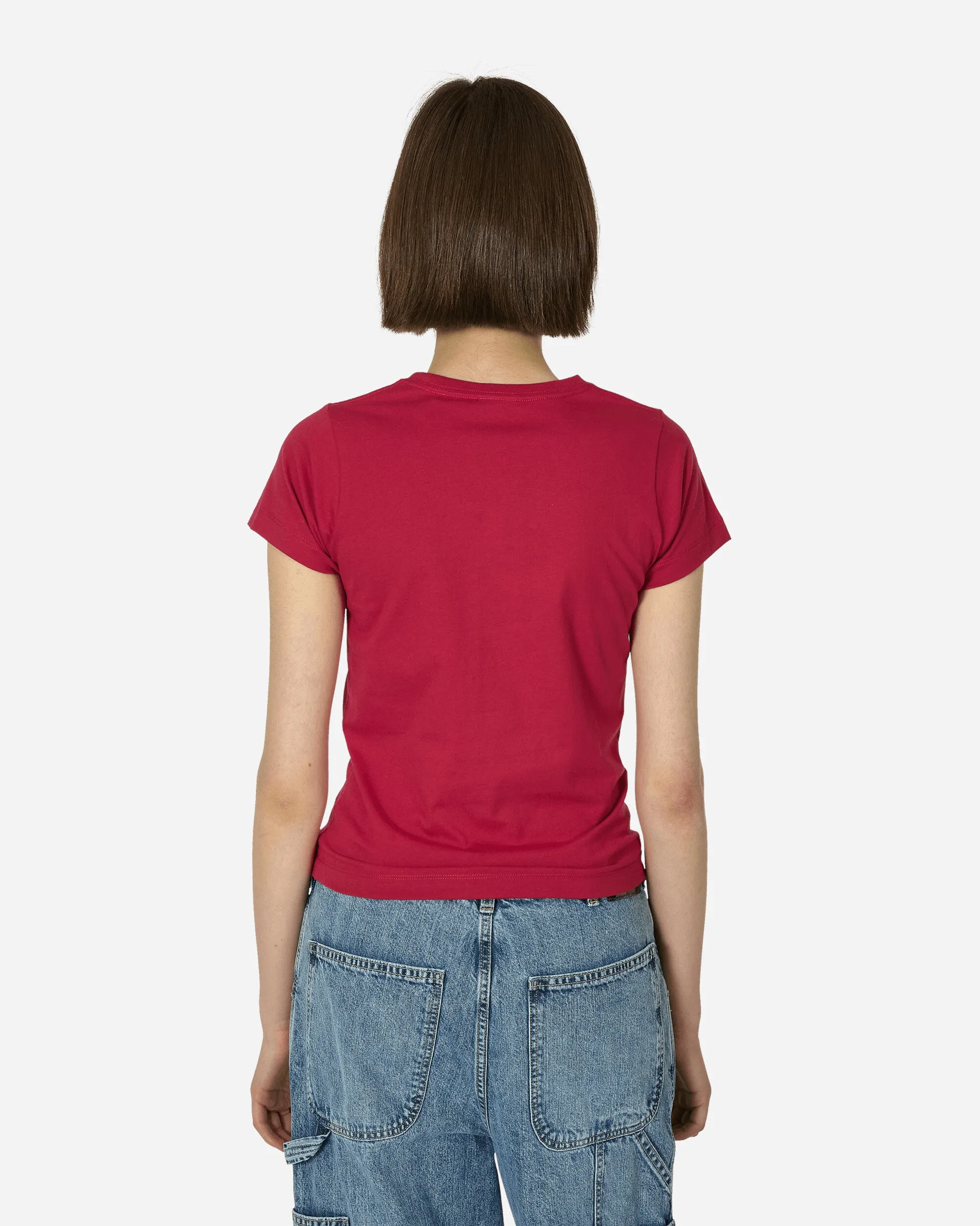 Pinkes T-Shirt mit angenähten Strasssteinen