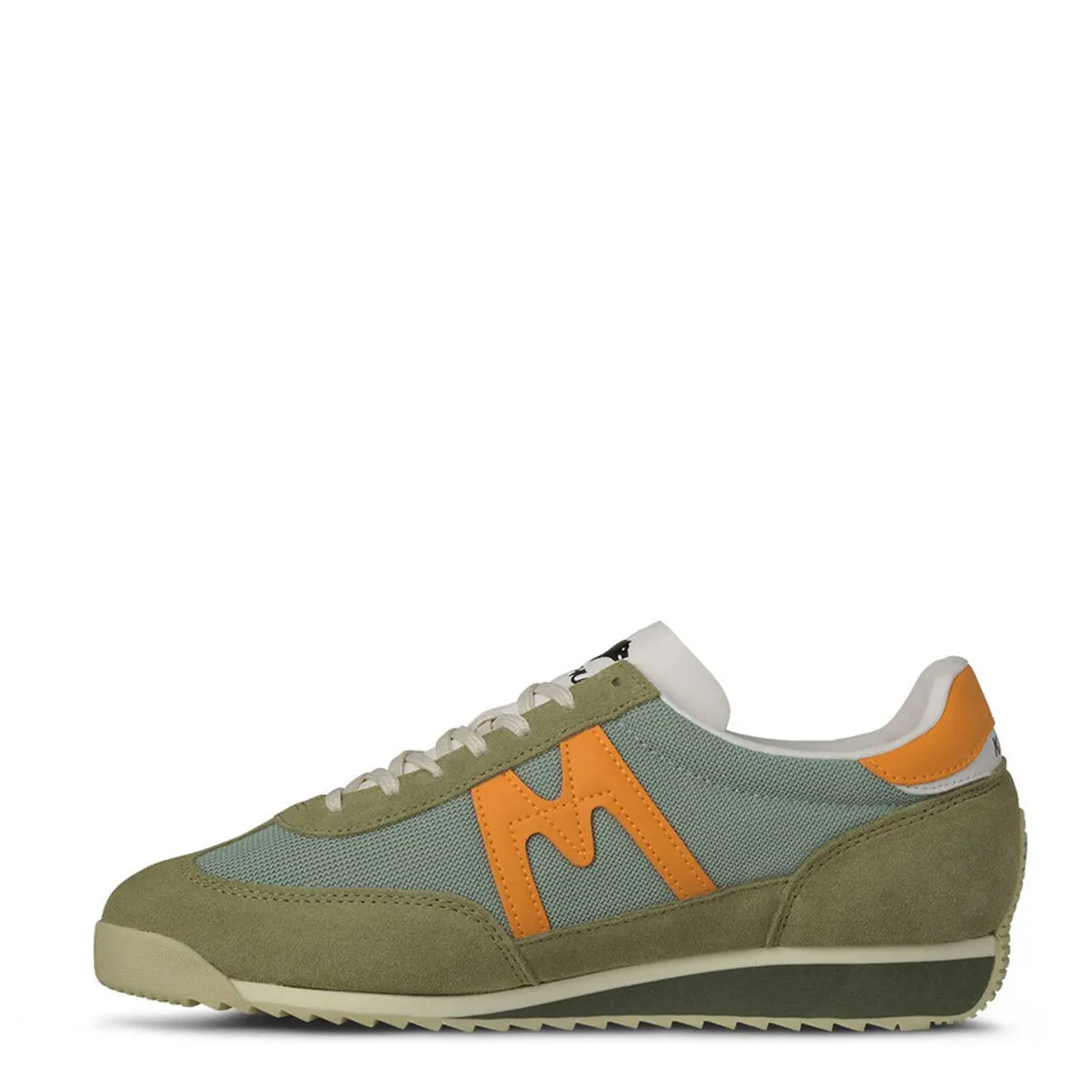 Karhu Mestari Trainer Cedar / Leuchtendes Ringelblumengelb