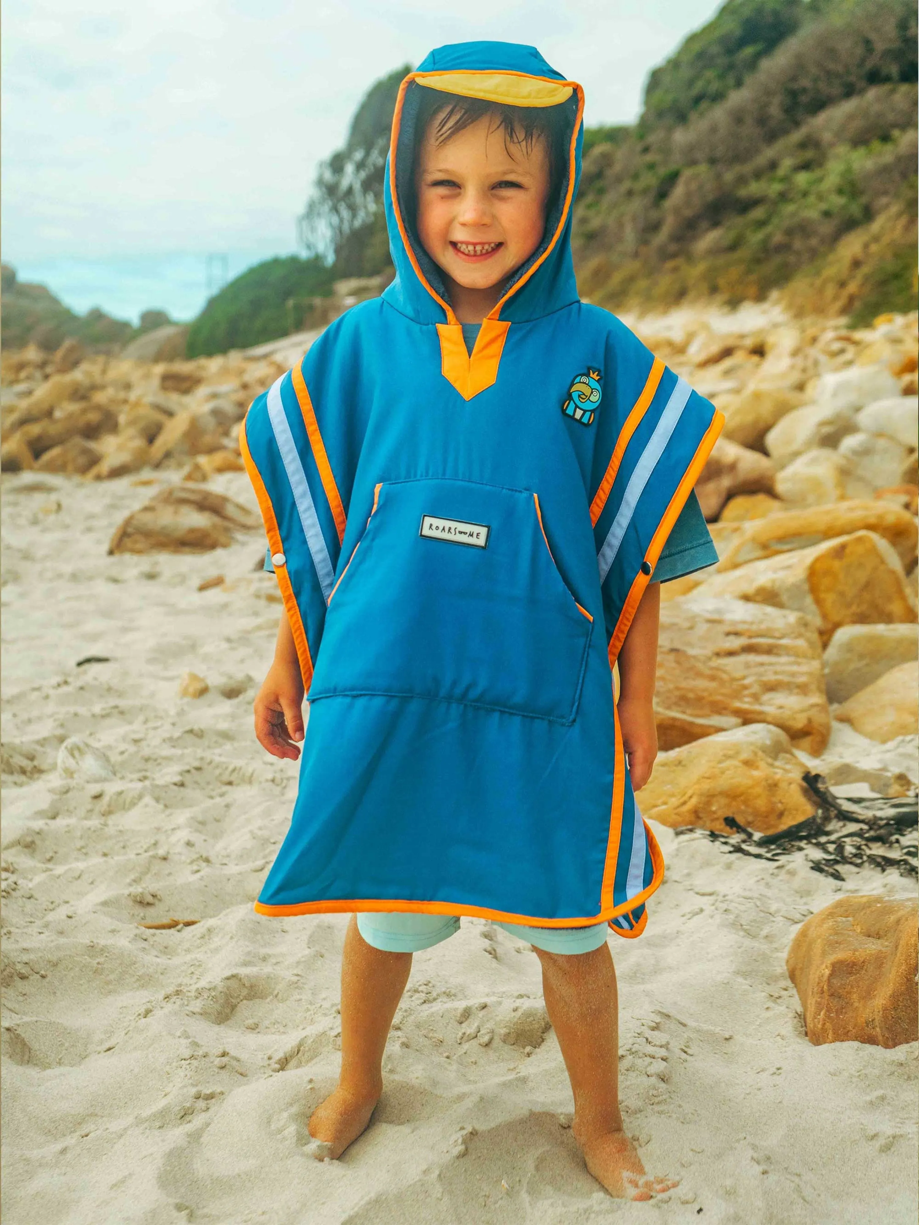 Kinder-Papageien-Poncho-Handtuch in Blau
