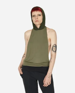 Grünes Tanktop mit tiefem Rückenausschnitt