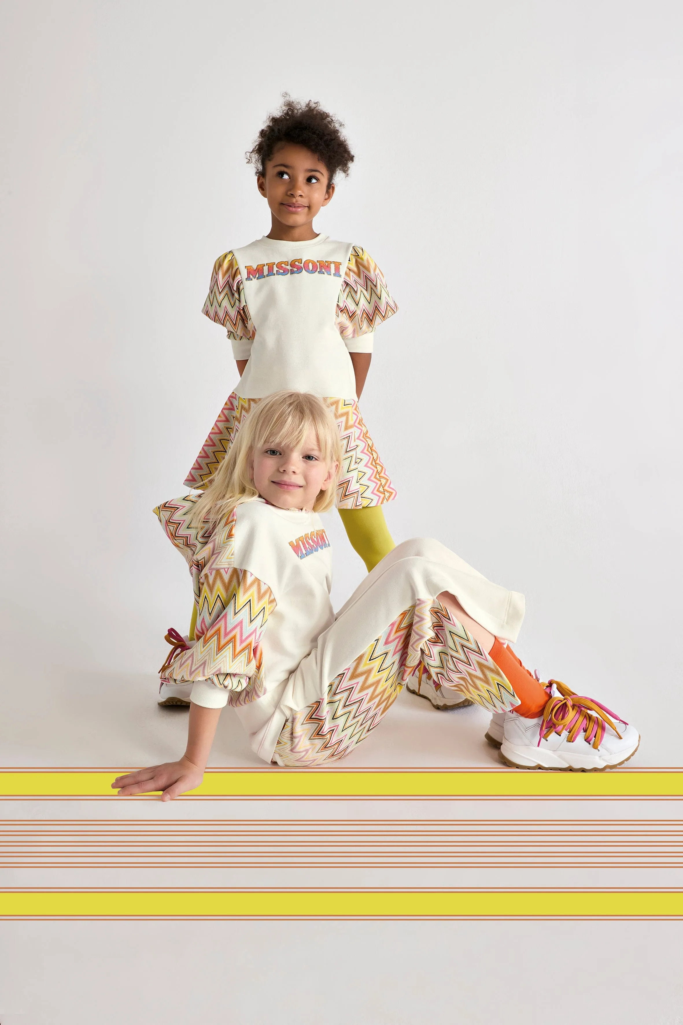 Missoni Girls Zickzack-Logo Kapuzenpullover in Elfenbein