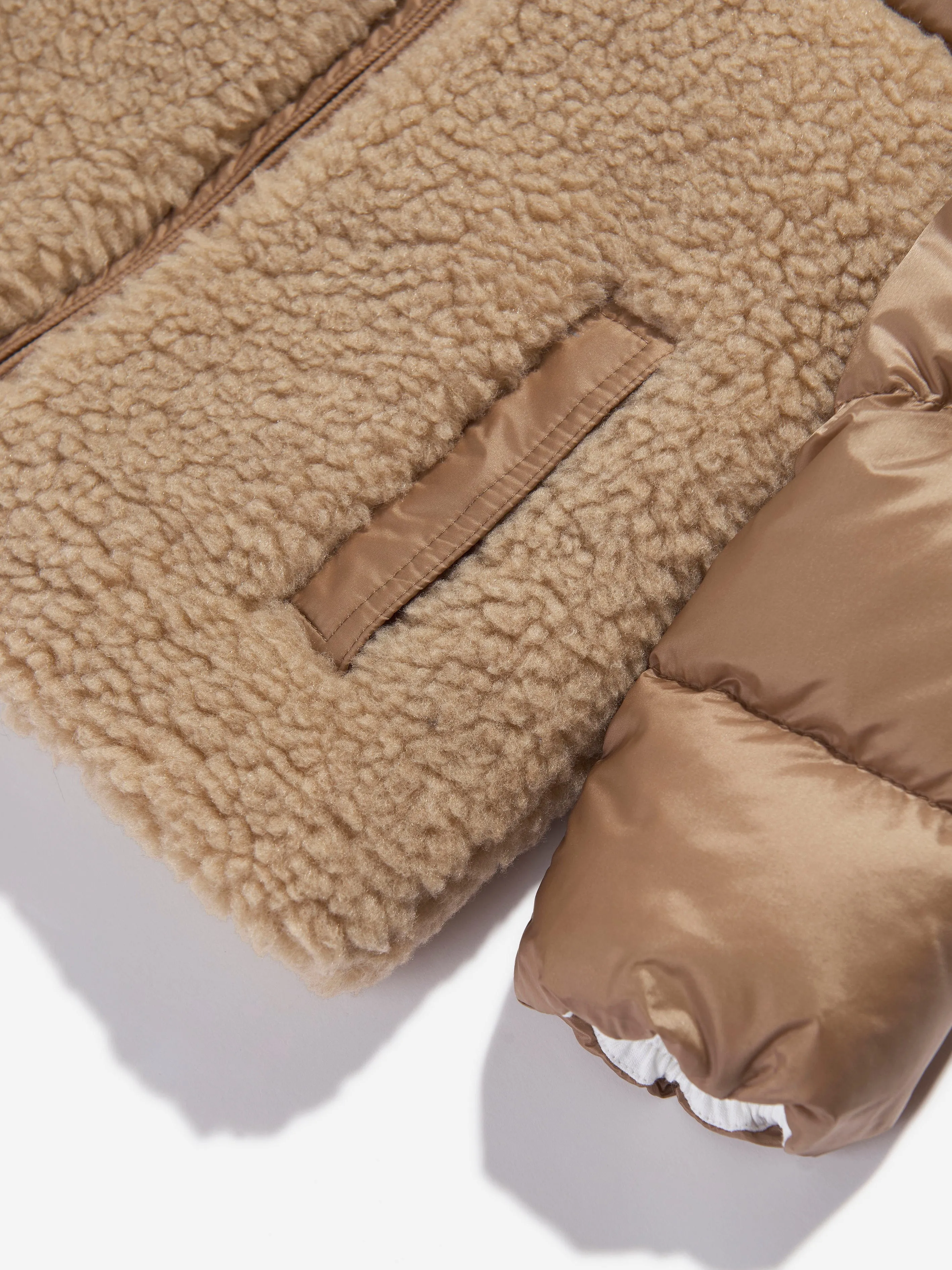 Moncler Enfant Baby Mädchen Daunengefütterte Amin Jacke in Beige