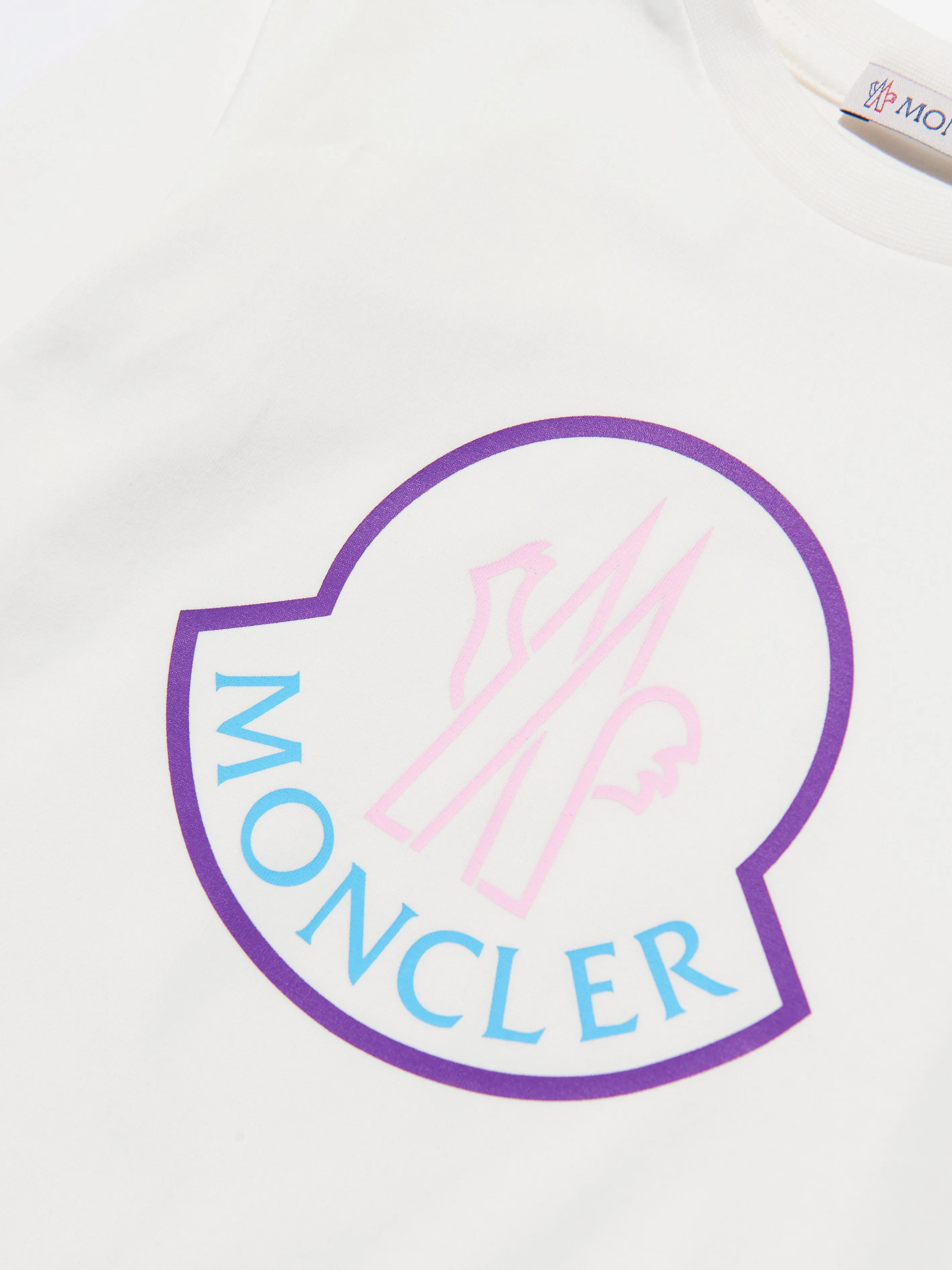 Moncler Enfant Langarm-Logo-T-Shirt für Baby-Mädchen in Elfenbein