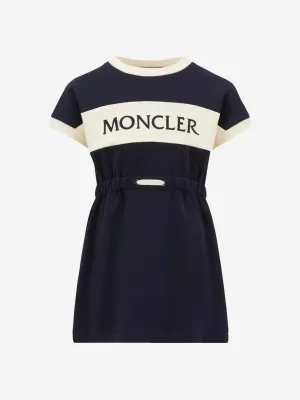Moncler Enfant Mädchen Logo T-Shirt-Kleid in Schwarz
