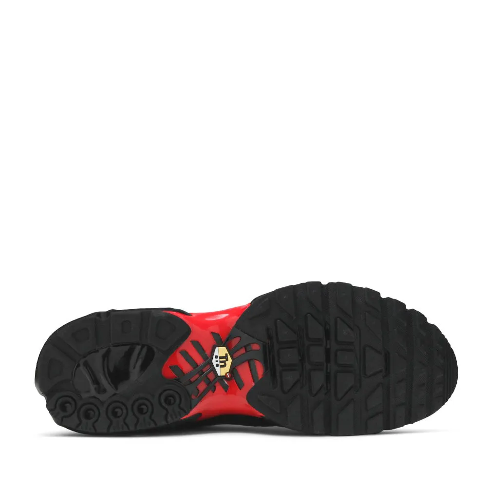 NIKE X SUPREME FW20 AIR MAX PLUS TN SCHWARZ