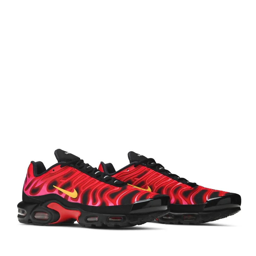 NIKE X SUPREME FW20 AIR MAX PLUS TN SCHWARZ