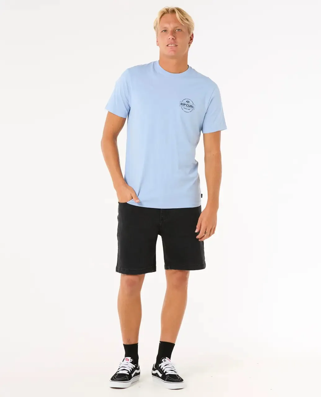 Basic T-Shirt in Eisblau