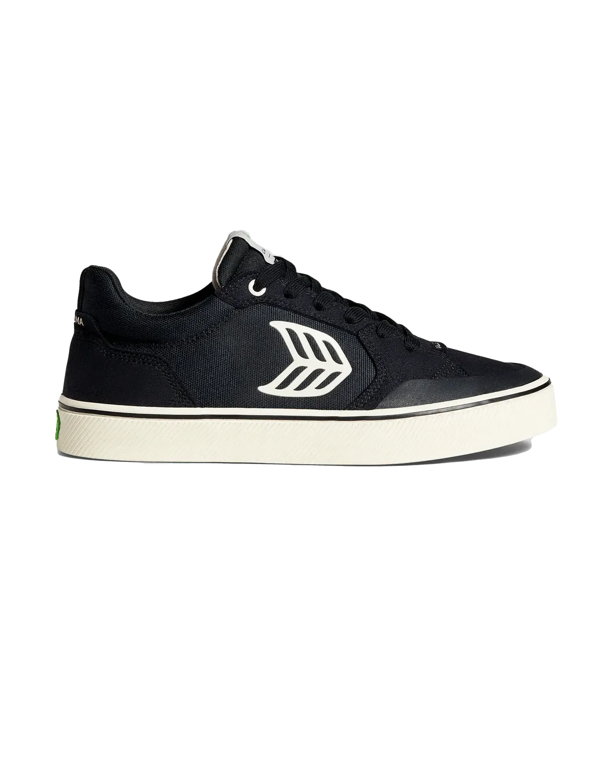 Die Vallely Skate-Schuhe in Schwarz & Elfenbein