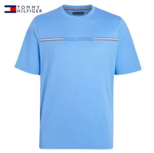Tommy Hilfiger Gestreiftes T-Shirt mit Brustdesign in Blau