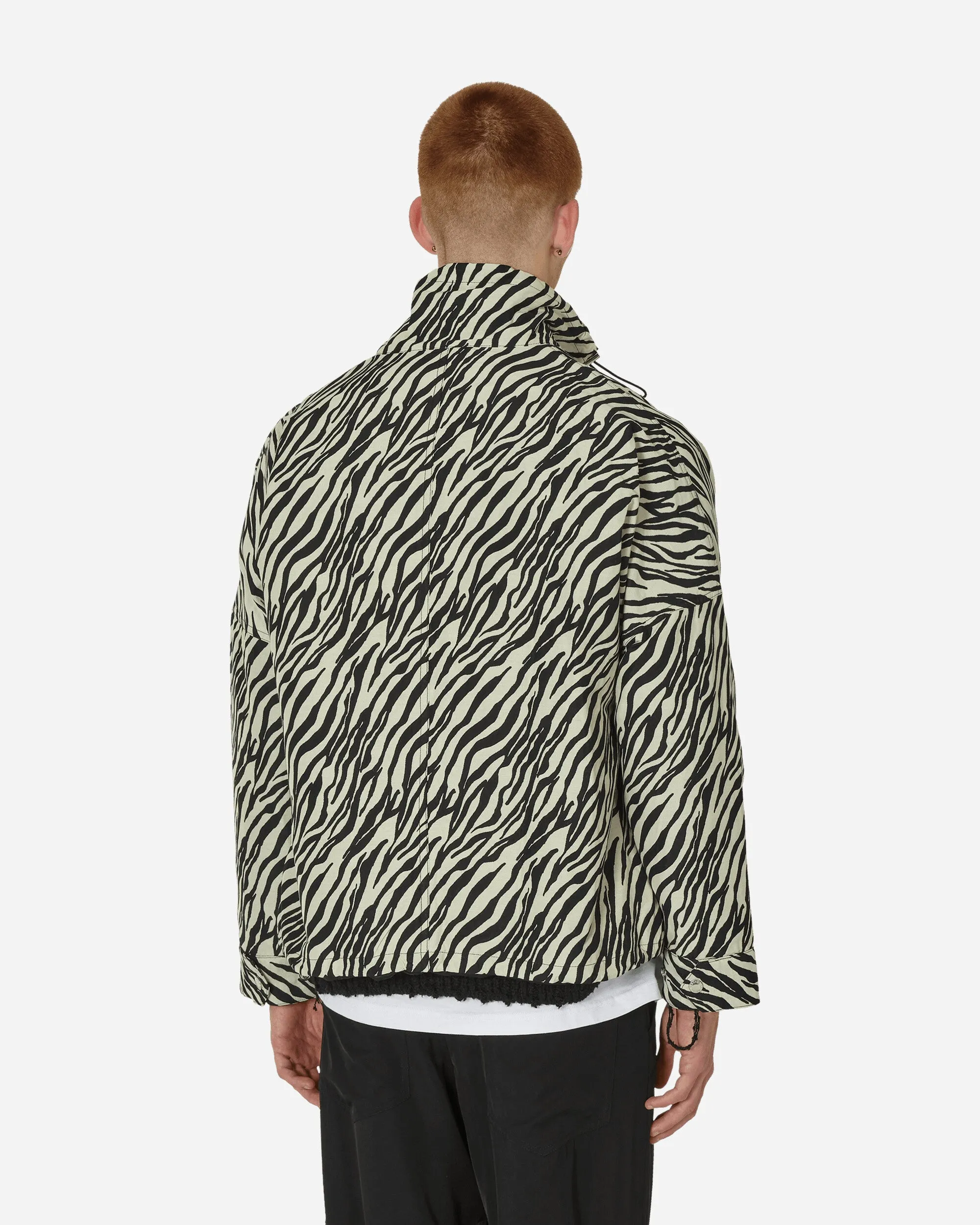 Reißverschluss-Trichterjacke Schwarz / Weiß