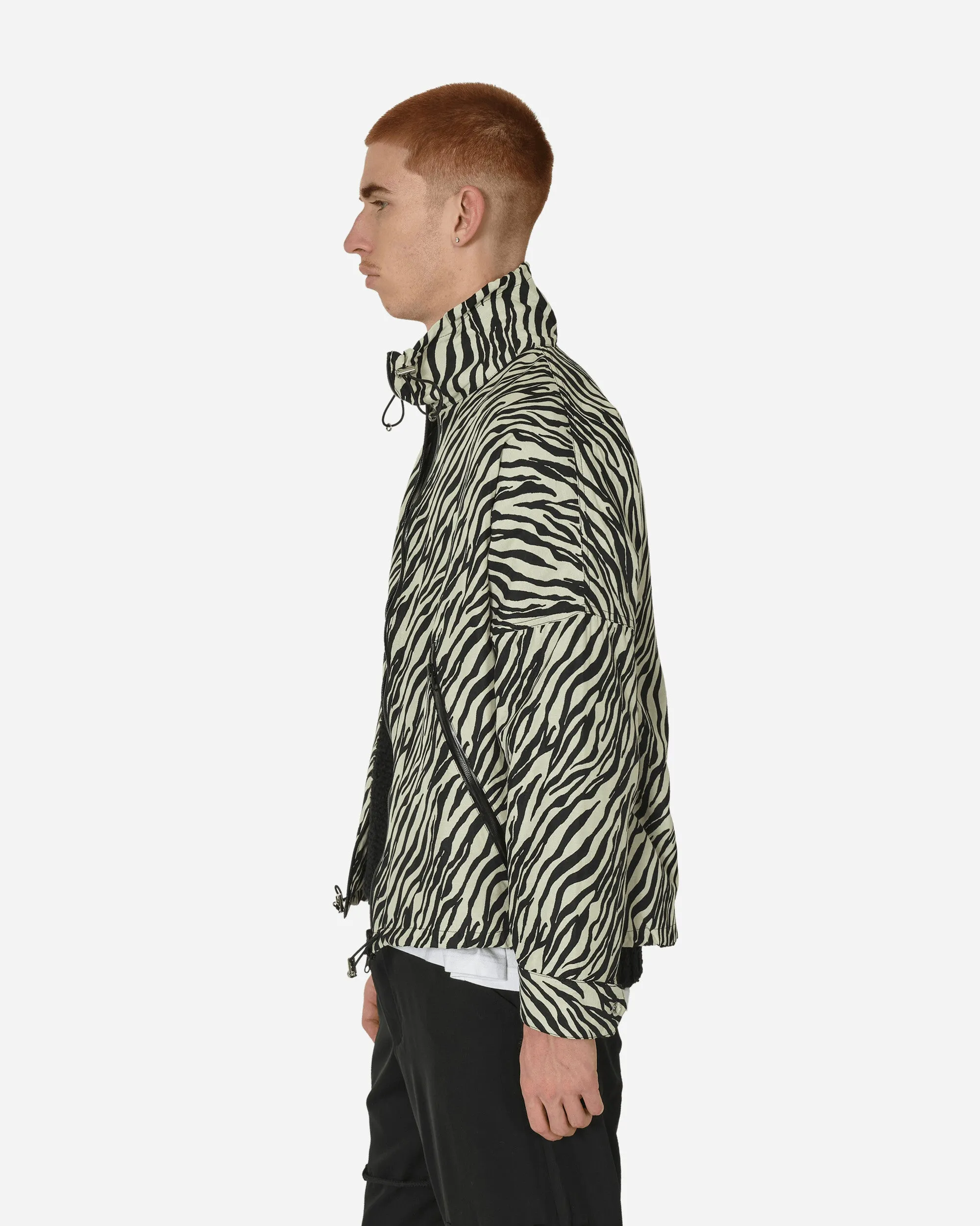 Reißverschluss-Trichterjacke Schwarz / Weiß